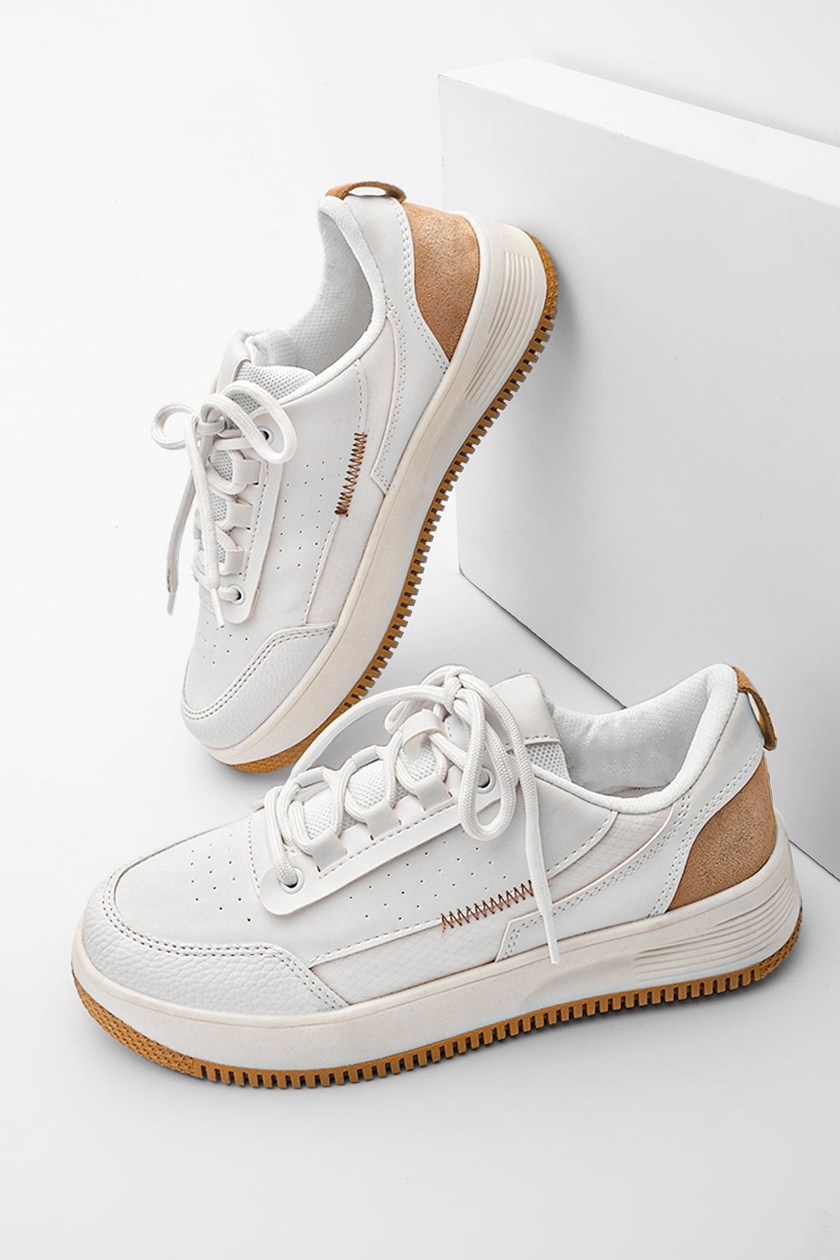 Kadın Sneaker Yüksek Taban Spor Ayakkabı Loske beyaz
